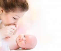 小儿黄疸到底需不需要看医生，还是说晒晒太阳就好