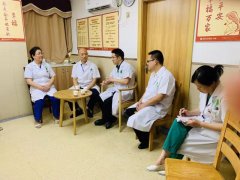 严守医疗质量“生命线”——深圳万丰医院邀上级领导来院开展行政查房